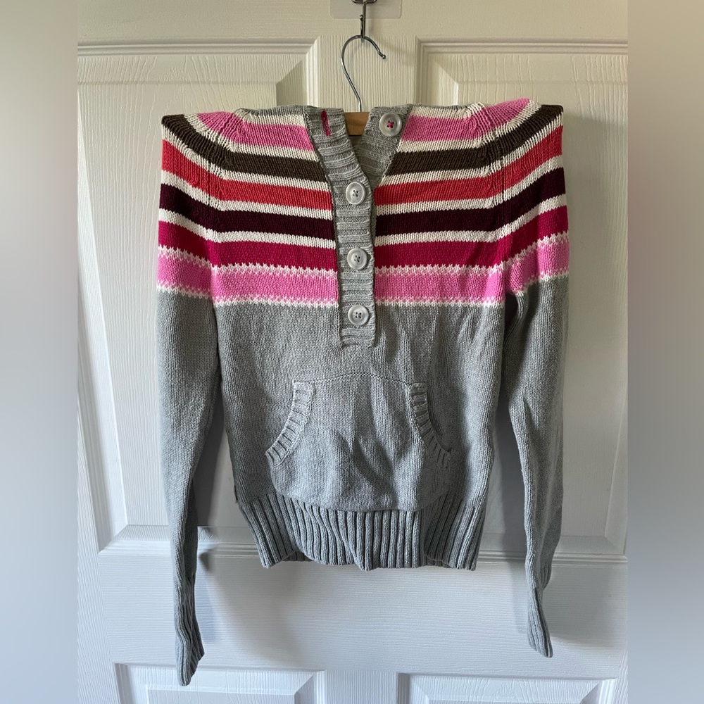 Aeropostale sweater with hood